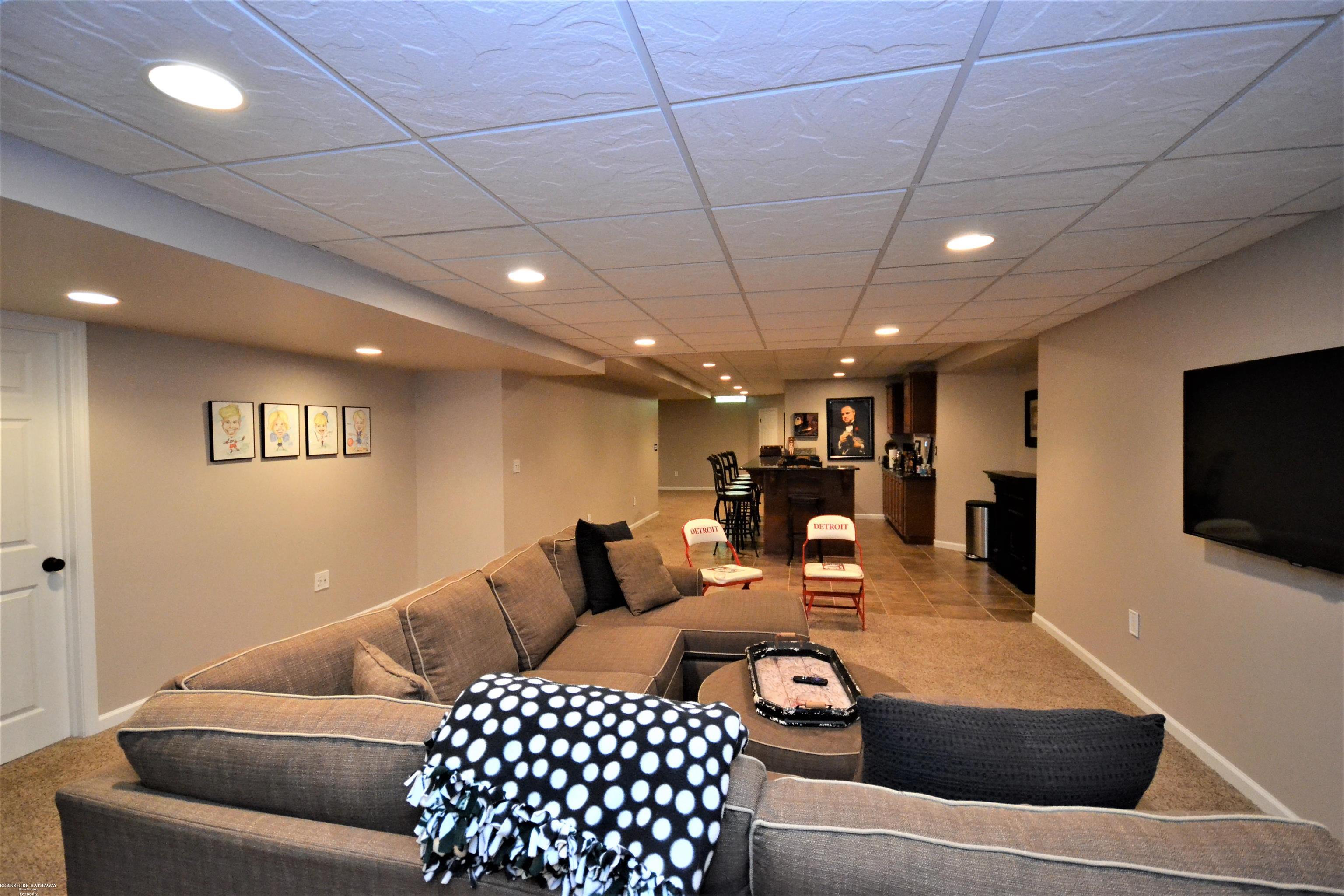 1813 Fox Run Rochester Hills, MI 48306 - Photo 62 of 68