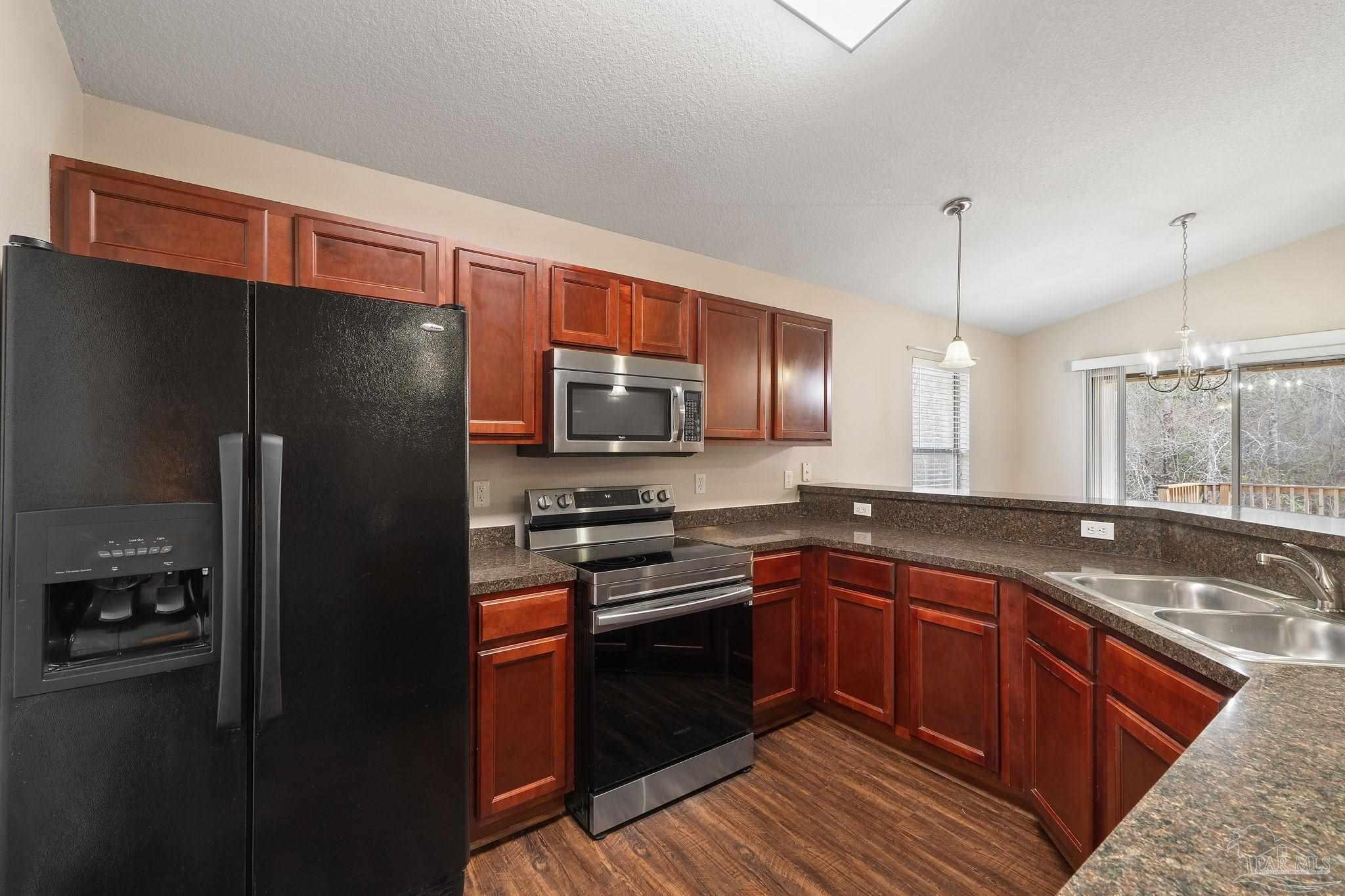 2189 Liberty Loop Road Cantonment, FL 32533 - Photo 7 of 29