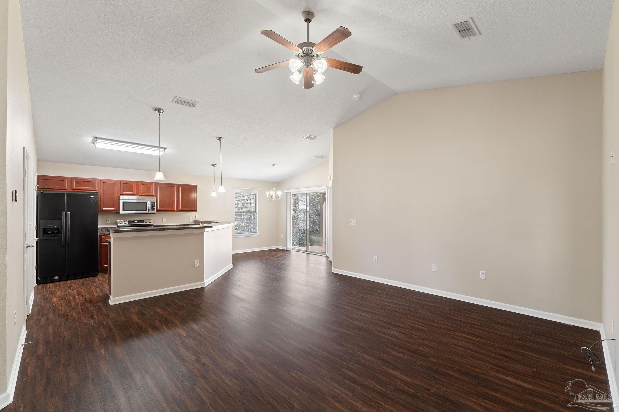 2189 Liberty Loop Road Cantonment, FL 32533 - Photo 10 of 29