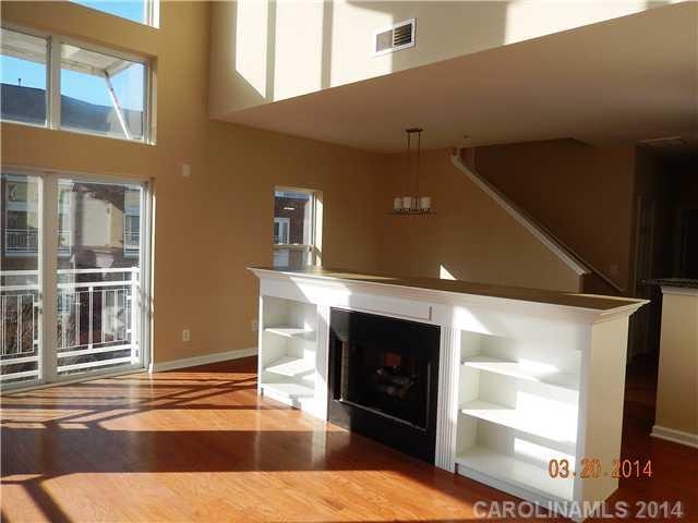 650 Raphael Place, Unit 650 Charlotte, NC 28205 - Photo 2 of 16