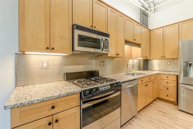 $350,000 | 640 Glen Iris Drive Northeast, Unit 409, Atlanta, GA 30308