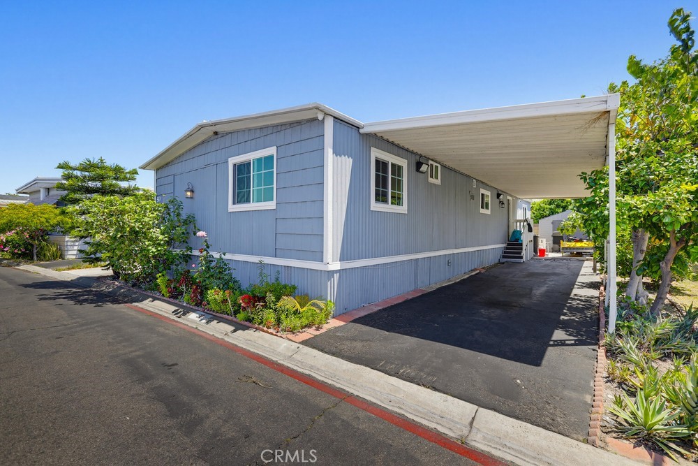 300 North Rampart Street, Unit 50 Orange, CA 92868 - Photo 5 of 35