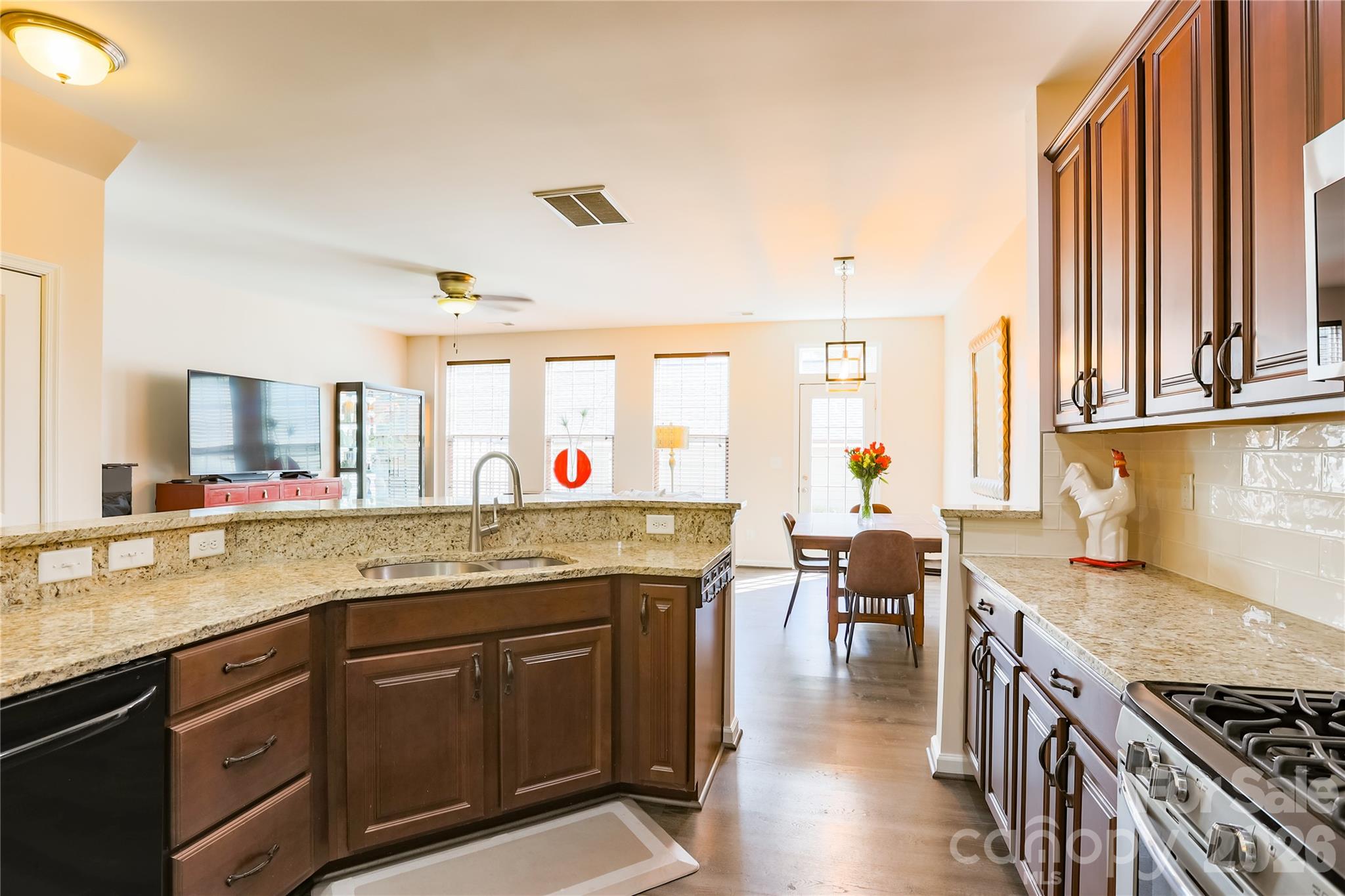 1123 Inn Keepers Way Cornelius, NC 28031 - Photo 8 of 34