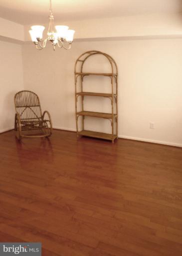 8630 Reseca Lane Springfield, VA 22152 - Photo 3 of 7 Dining Room