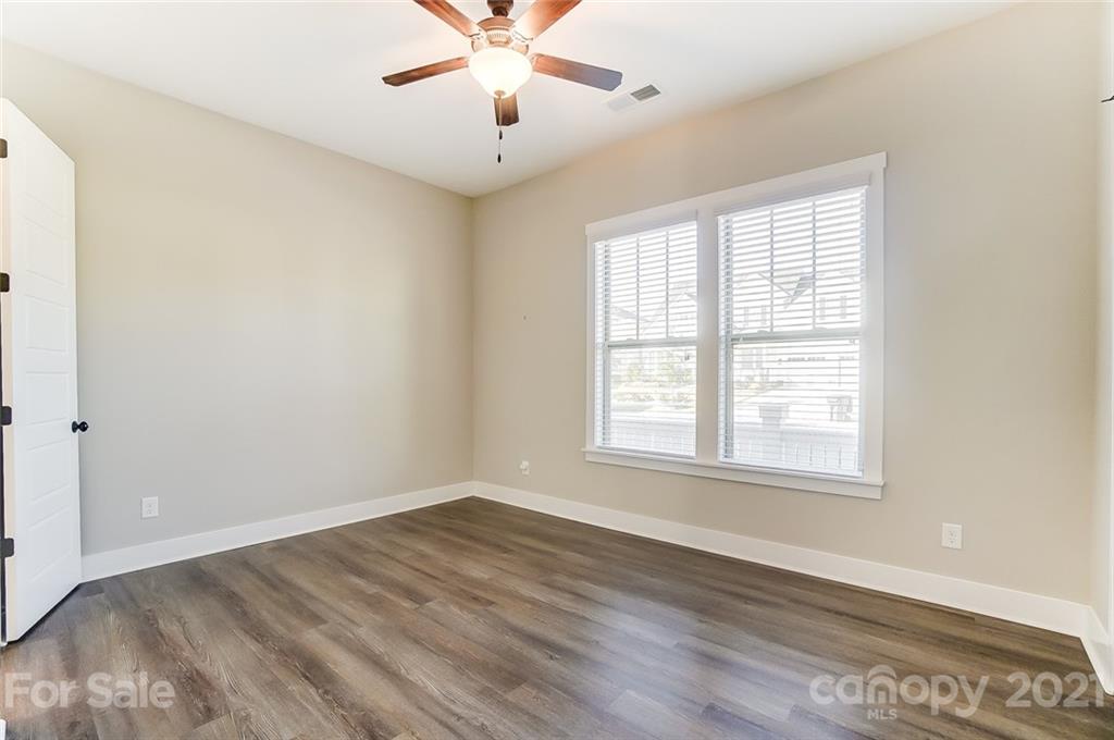 11915 Tree Sparrow Road Charlotte, NC 28278 - Photo 34 of 46 Gallery Image 34