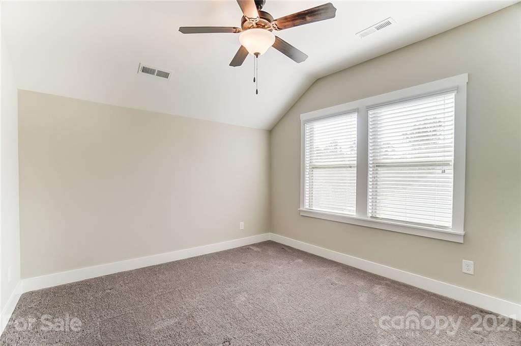11915 Tree Sparrow Road Charlotte, NC 28278 - Photo 38 of 46 Gallery Image 38