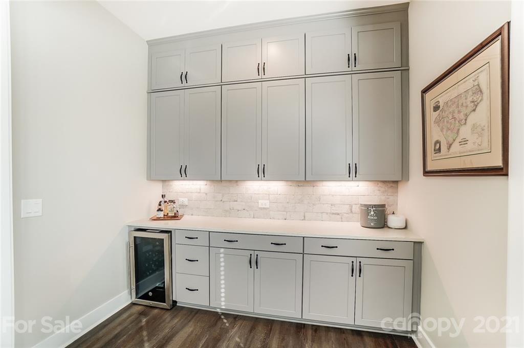 11915 Tree Sparrow Road Charlotte, NC 28278 - Photo 9 of 46 Gallery Image 9