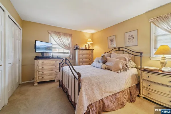 $748,000 | 15 Ella Lane, Wayne, NJ 07470