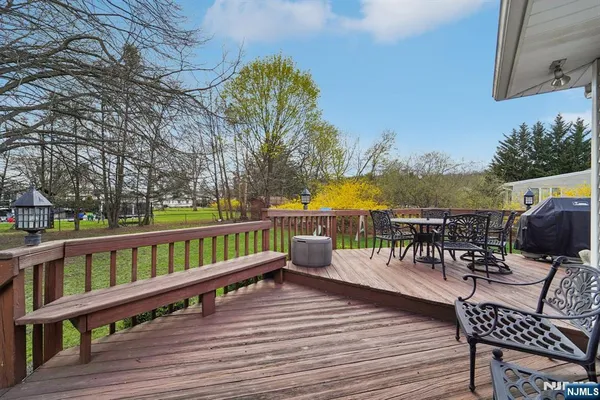 $748,000 | 15 Ella Lane, Wayne, NJ 07470