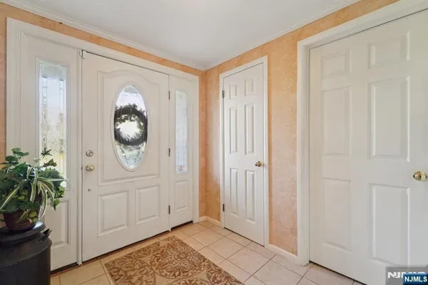 $748,000 | 15 Ella Lane, Wayne, NJ 07470