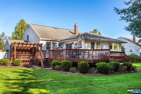 $748,000 | 15 Ella Lane, Wayne, NJ 07470