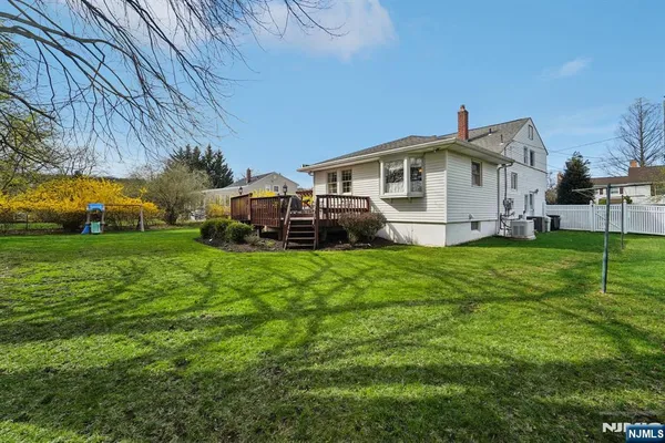 $748,000 | 15 Ella Lane, Wayne, NJ 07470