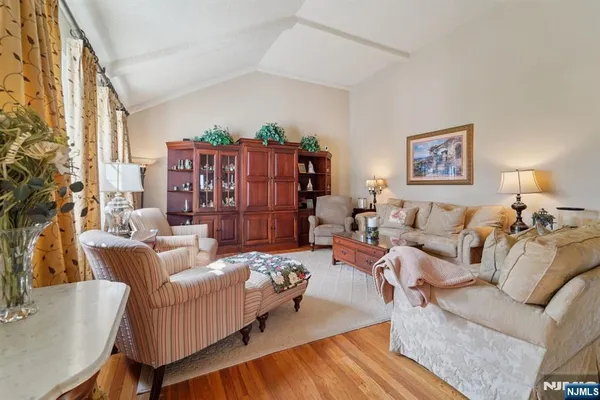 $748,000 | 15 Ella Lane, Wayne, NJ 07470