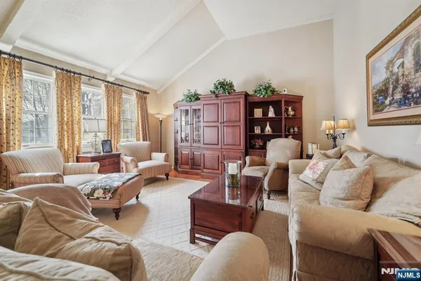 $748,000 | 15 Ella Lane, Wayne, NJ 07470