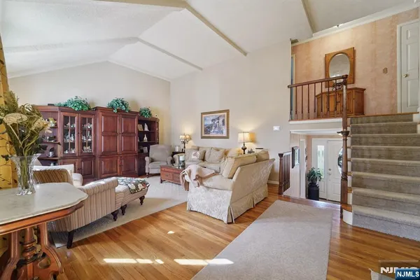 $748,000 | 15 Ella Lane, Wayne, NJ 07470