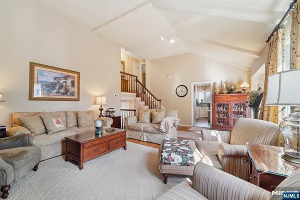 $748,000 | 15 Ella Lane, Wayne, NJ 07470