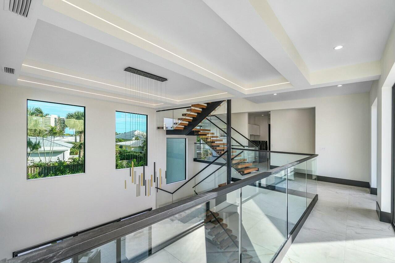 13480 Highway 1 Juno Beach, FL 33408 - Photo 32 of 90 CATWALK FROM MASTER