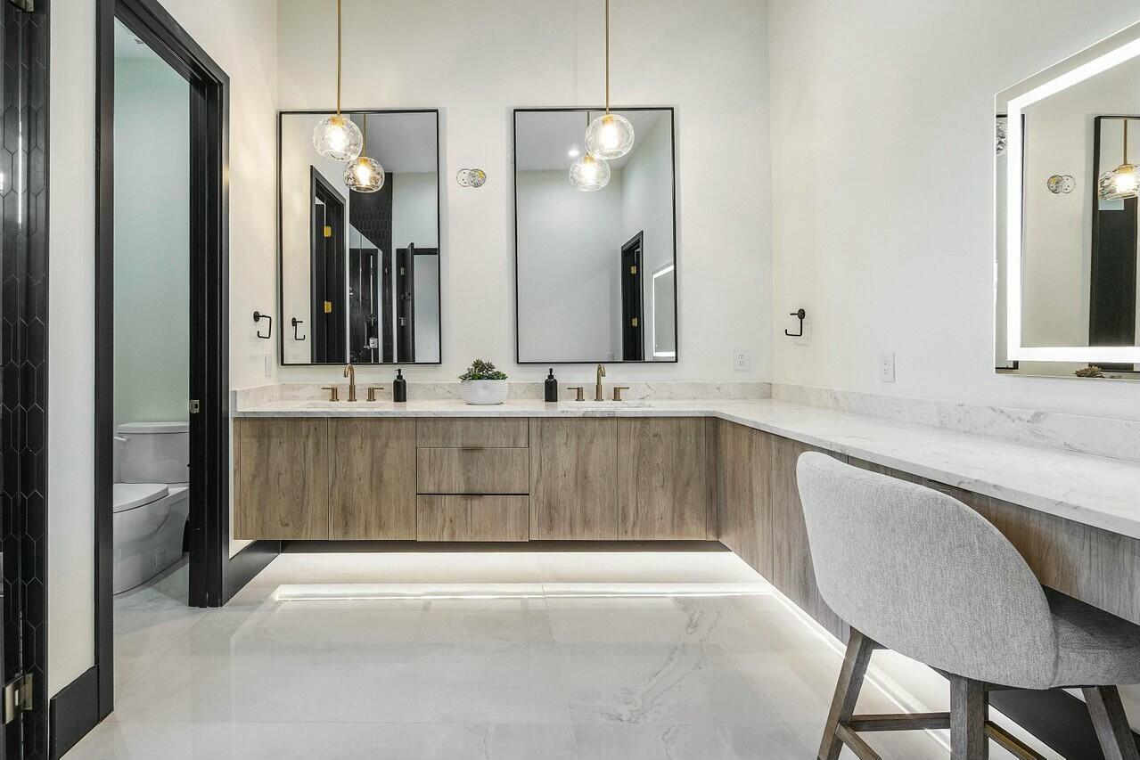 13480 Highway 1 Juno Beach, FL 33408 - Photo 40 of 90 DOWN MASTER BATH