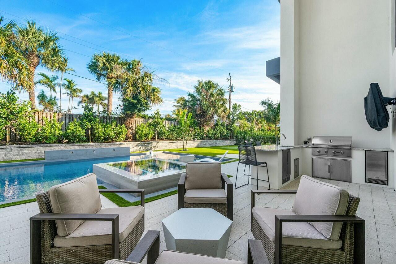 13480 Highway 1 Juno Beach, FL 33408 - Photo 56 of 90 PATIO SEATING