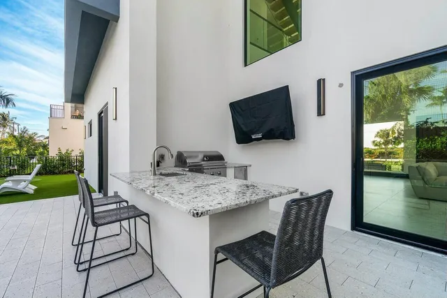 $32,500 | 13480 Highway 1, Juno Beach, FL 33408