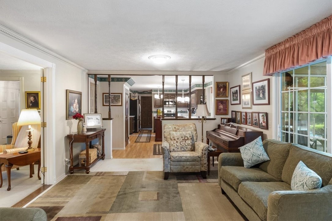 122 Jackson Rd Extension Penfield, NY 14526 - Photo 11 of 39