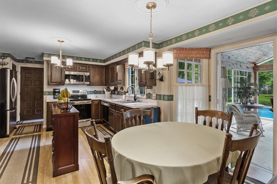 122 Jackson Rd Extension Penfield, NY 14526 - Photo 19 of 39