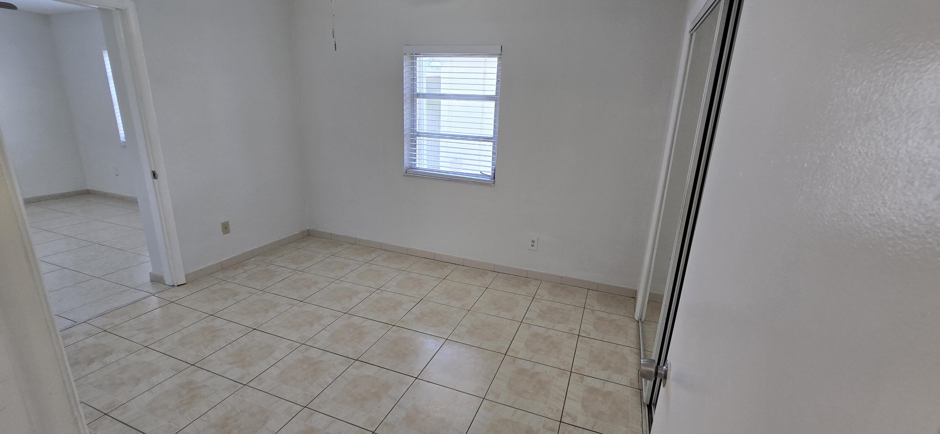 2787 Southwest 34th Court Miami, FL 33133 - Photo 19 of 22 19