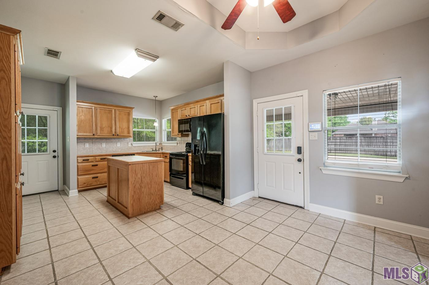 30981 Linder Road Denham Springs, LA 70726 - Photo 3 of 18 Gallery Image 3