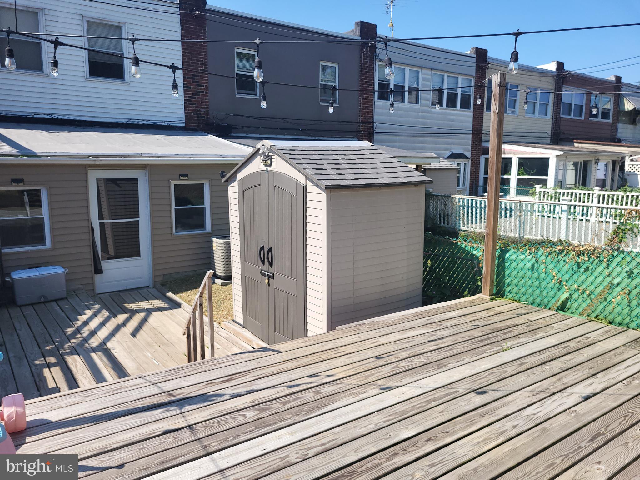 4215 Fairdale Road Philadelphia, PA 19154 - Photo 14 of 39 Bi-Level Deck