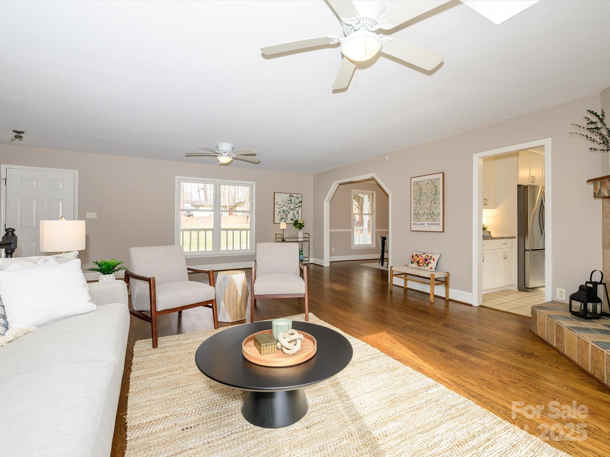 521 Mountainview Drive Charlotte, NC 28270 - Photo 7 of 35