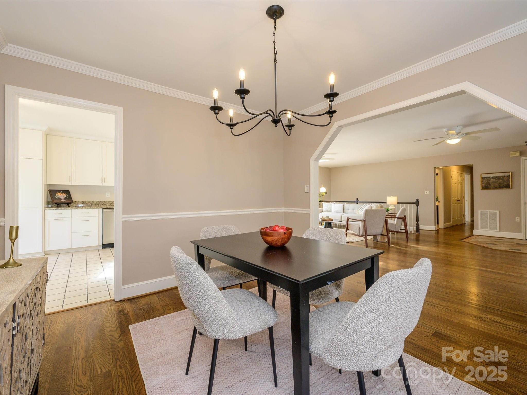 521 Mountainview Drive Charlotte, NC 28270 - Photo 10 of 35