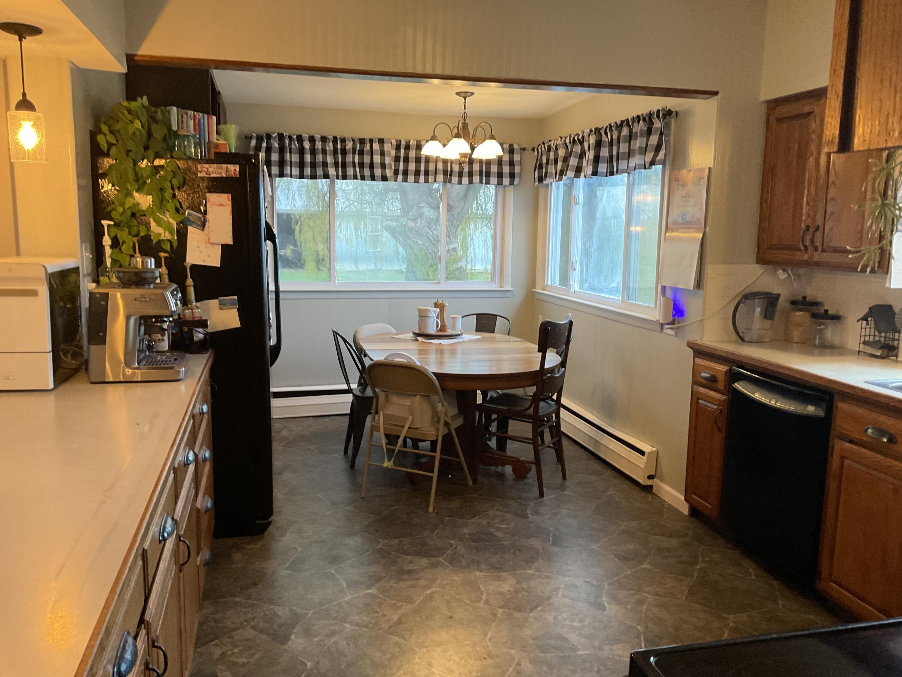 9898 Garfield Road Carson City, MI 48811 - Photo 11 of 42 IMG_0218