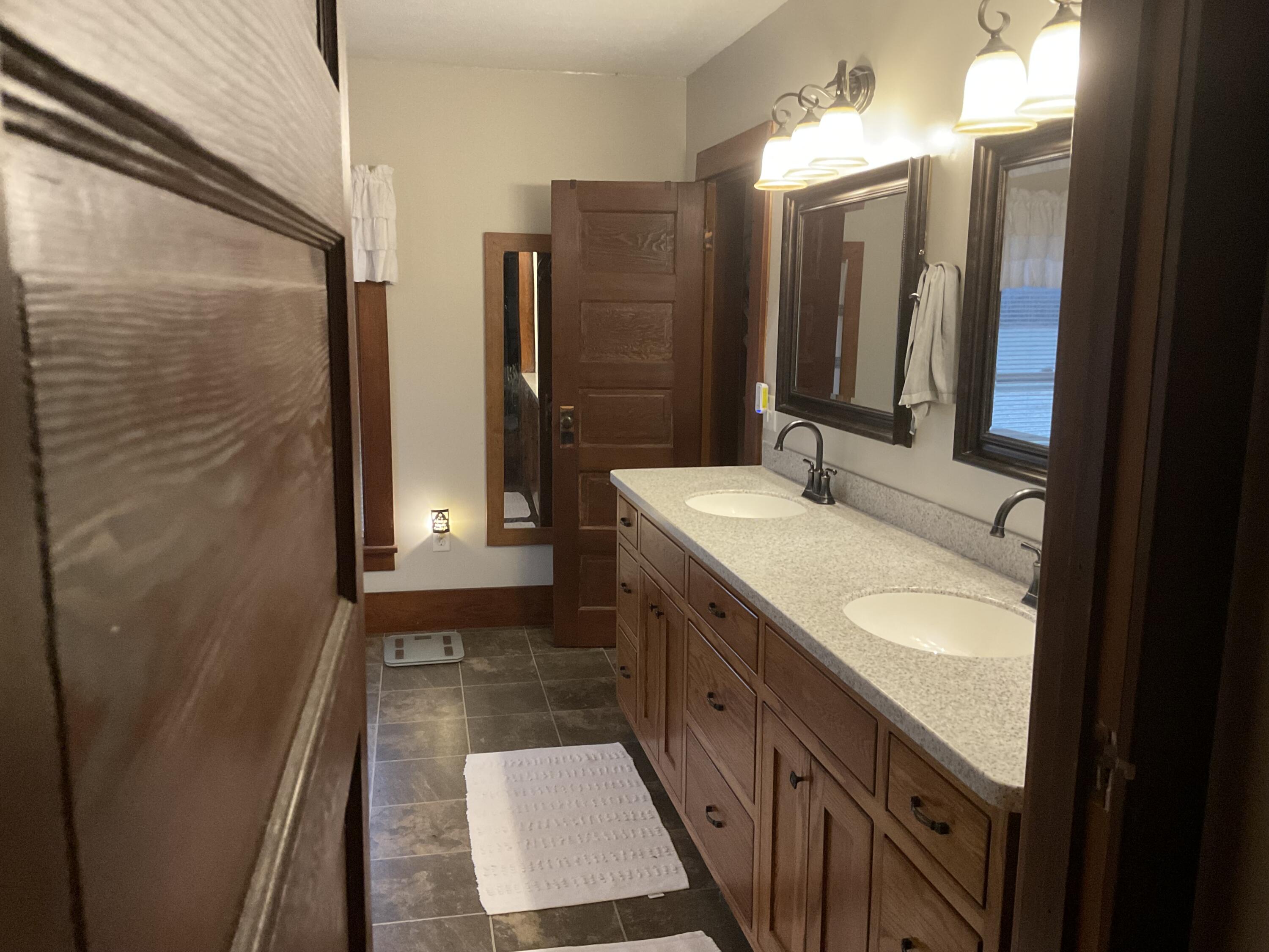 9898 Garfield Road Carson City, MI 48811 - Photo 19 of 42 IMG_0229