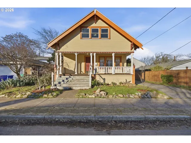 $549,000 | 7619 Southeast Insley Street, Portland, OR 97206
