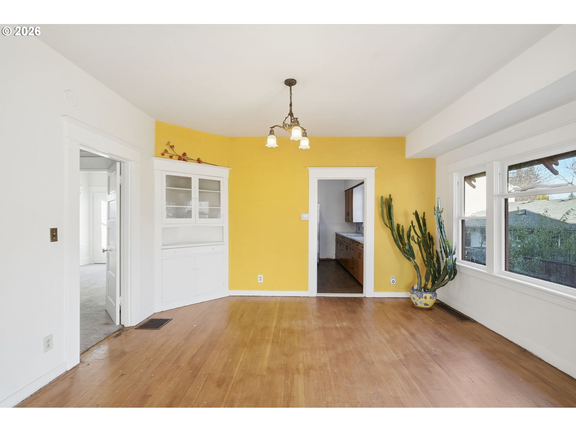 7619 Southeast Insley Street Portland, OR 97206 - Photo 5 of 20