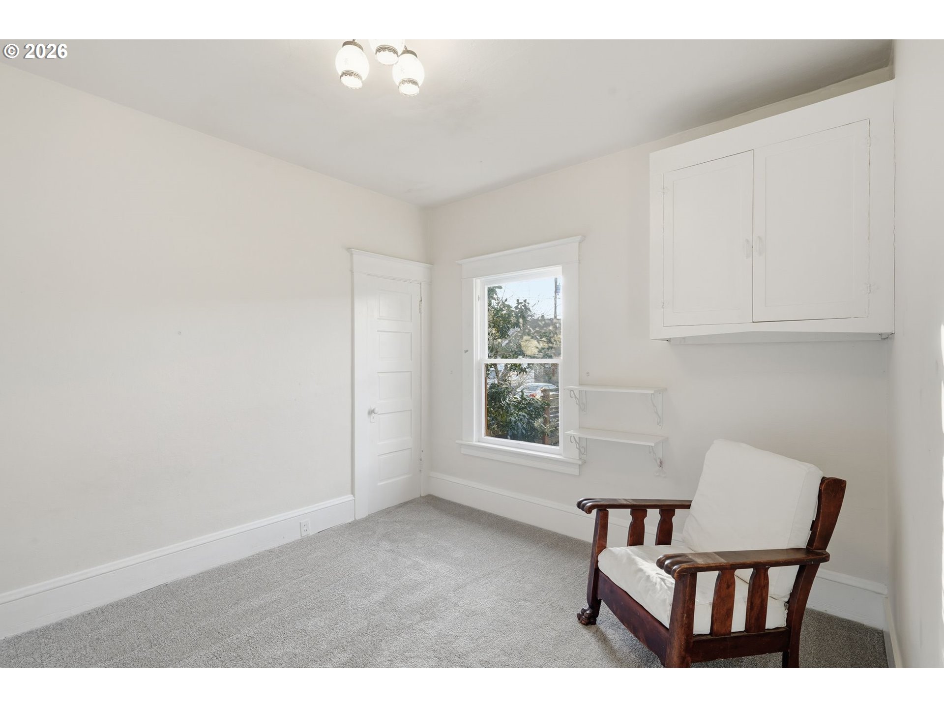 7619 Southeast Insley Street Portland, OR 97206 - Photo 6 of 20