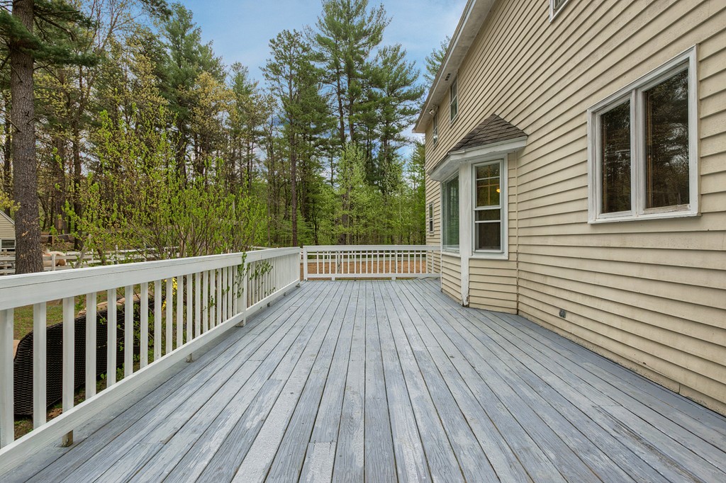 26 Willow Road Boxford, MA 01921 - Photo 23 of 29