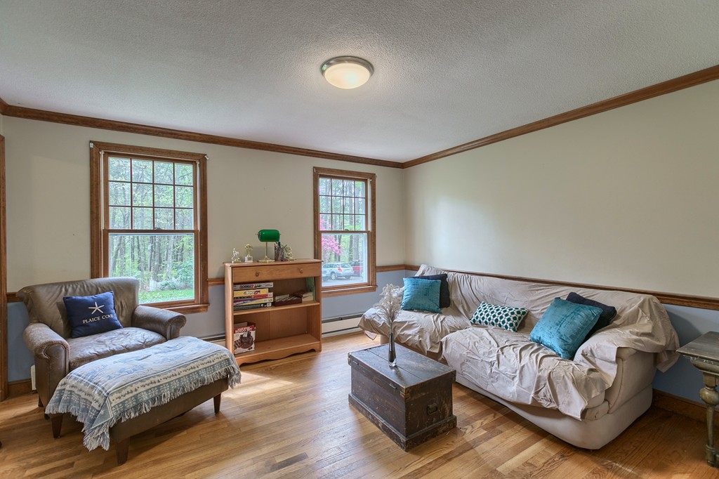 26 Willow Road Boxford, MA 01921 - Photo 9 of 29