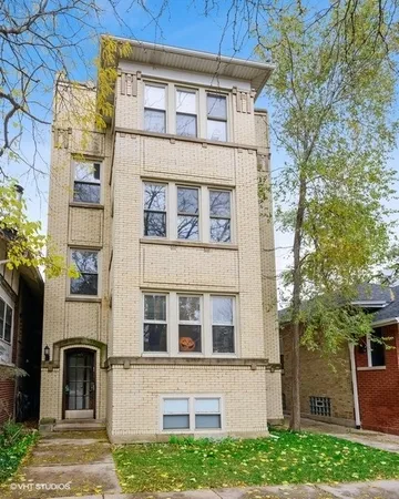 $1,150,000 | 3028 West Eastwood Avenue, Chicago, IL 60625