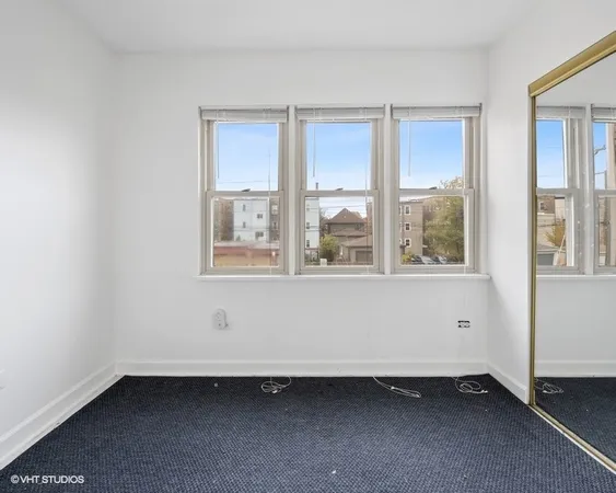 $1,150,000 | 3028 West Eastwood Avenue, Chicago, IL 60625
