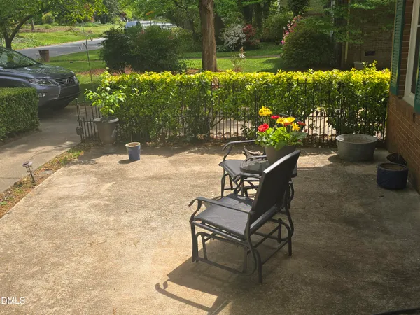 $375,000 | 26 London Lane, Mebane, NC 27302