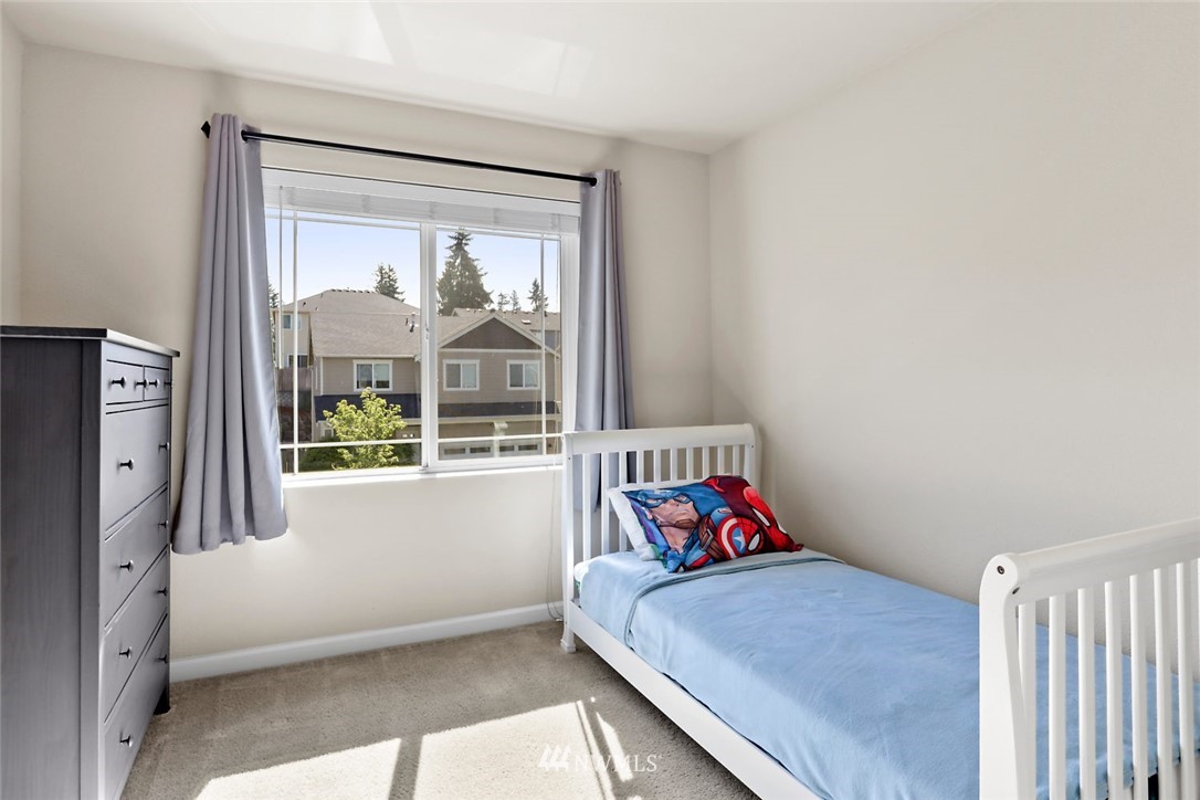 517 Field Place Northeast Renton, WA 98059 - Photo 18 of 27 Gallery Image 18