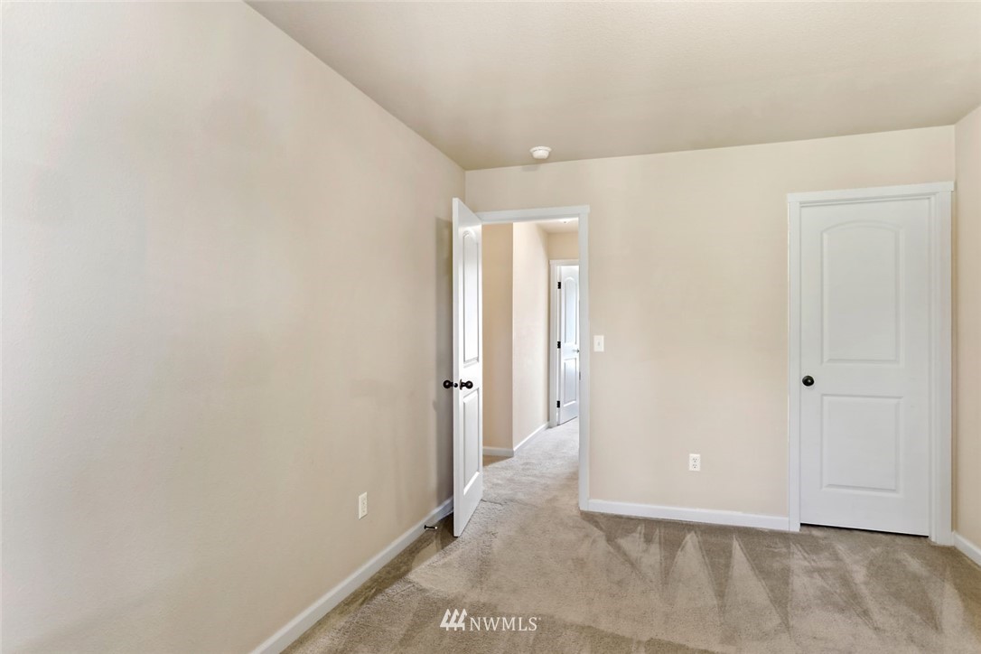 517 Field Place Northeast Renton, WA 98059 - Photo 22 of 27 Gallery Image 22
