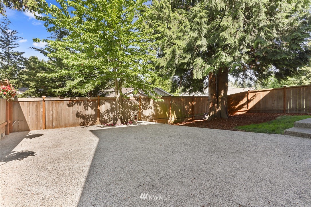 517 Field Place Northeast Renton, WA 98059 - Photo 26 of 27 Gallery Image 26
