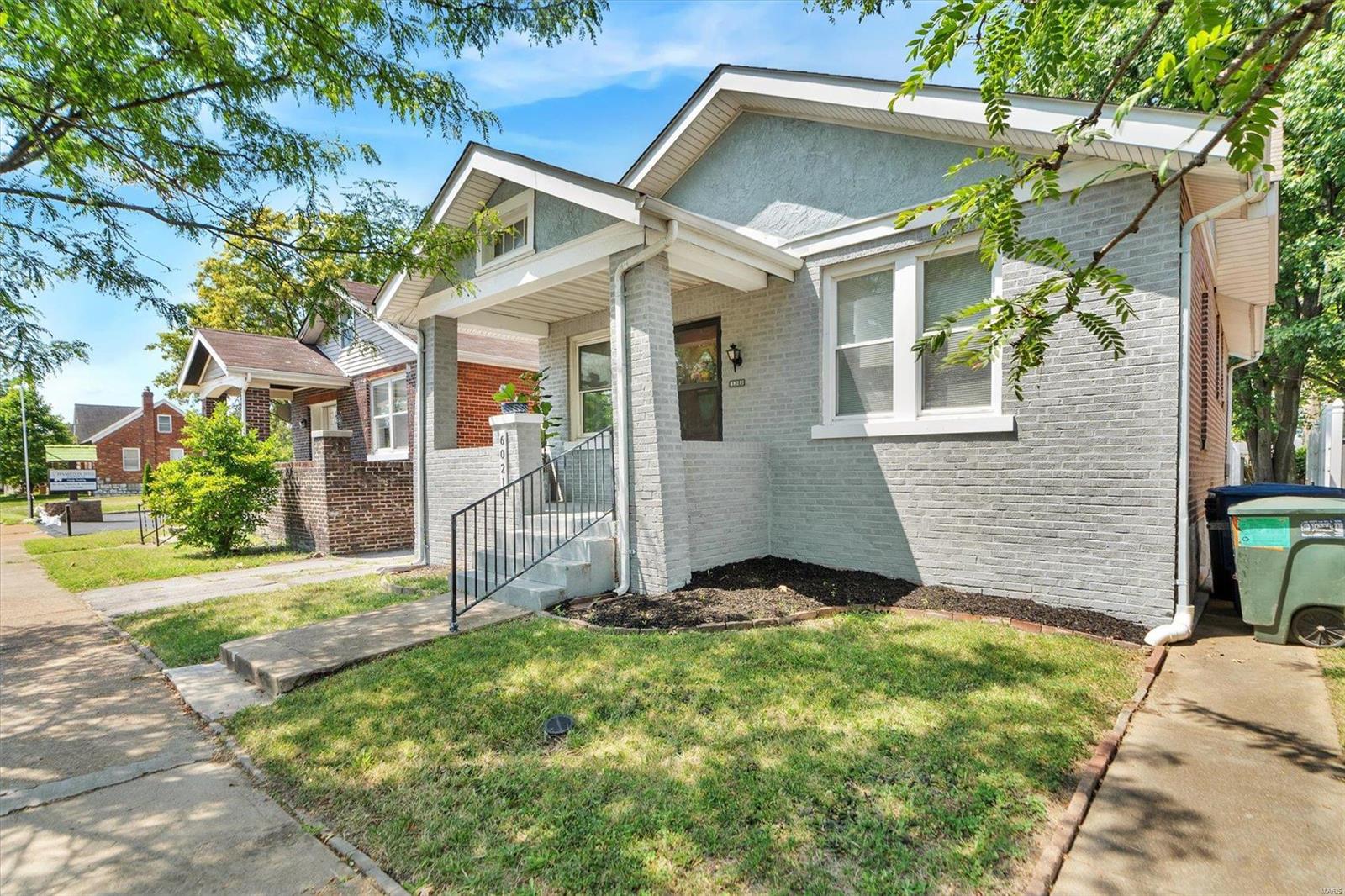 6021 Hampton Avenue St. Louis, MO 63109 - Photo 3 of 28