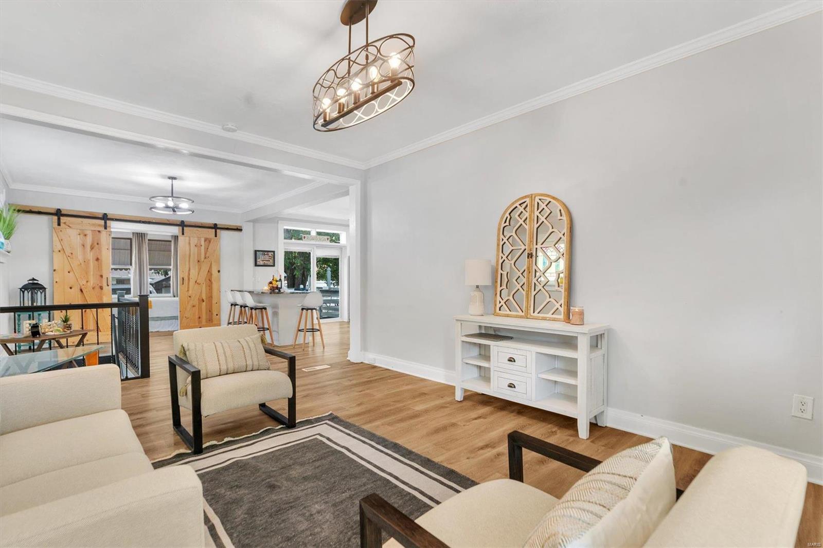 6021 Hampton Avenue St. Louis, MO 63109 - Photo 7 of 28