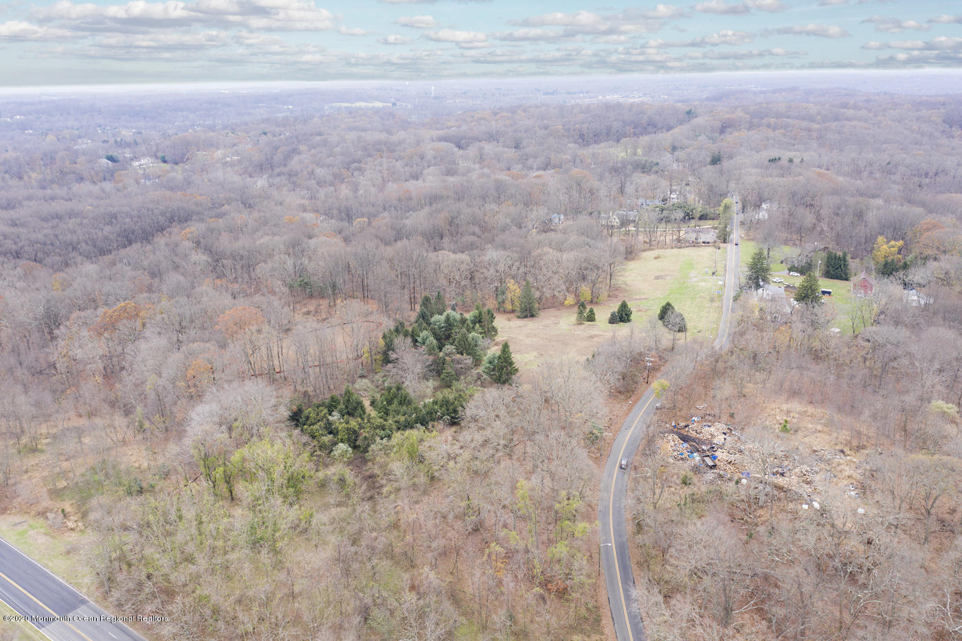 20 Reids Hill Road Morganville, NJ 07751 - Photo 3 of 14 DJI_0380