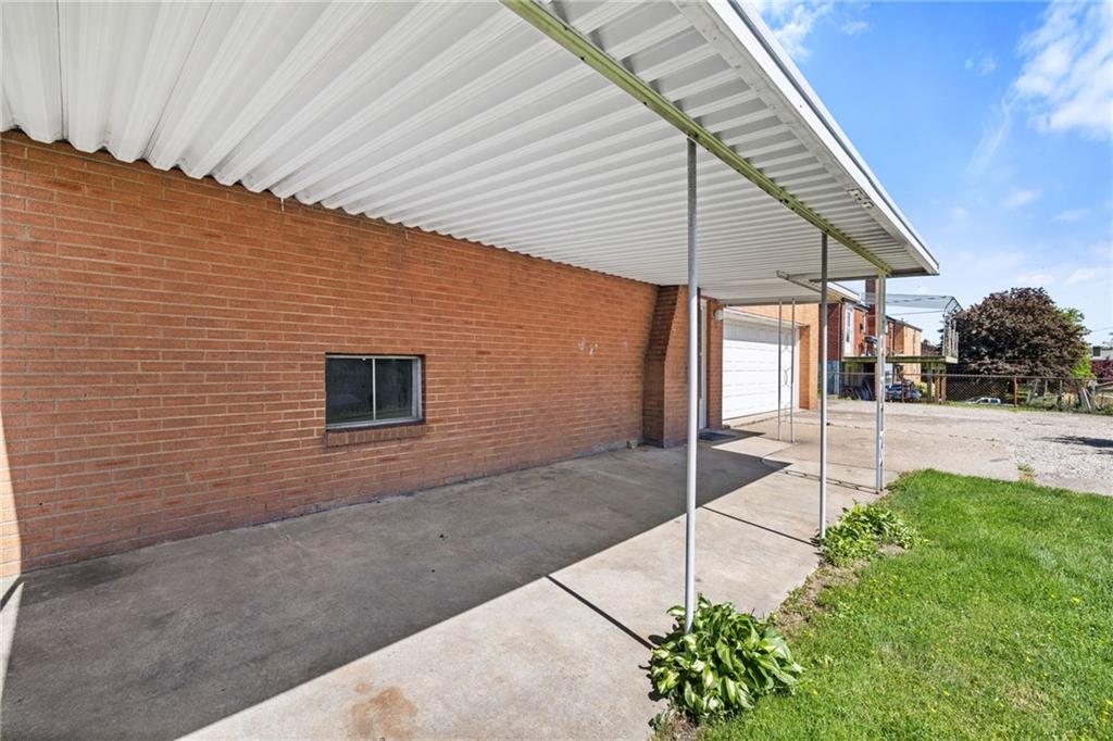 1317 Cathell Road Pittsburgh, PA 15236 - Photo 26 of 32 Covered back patio