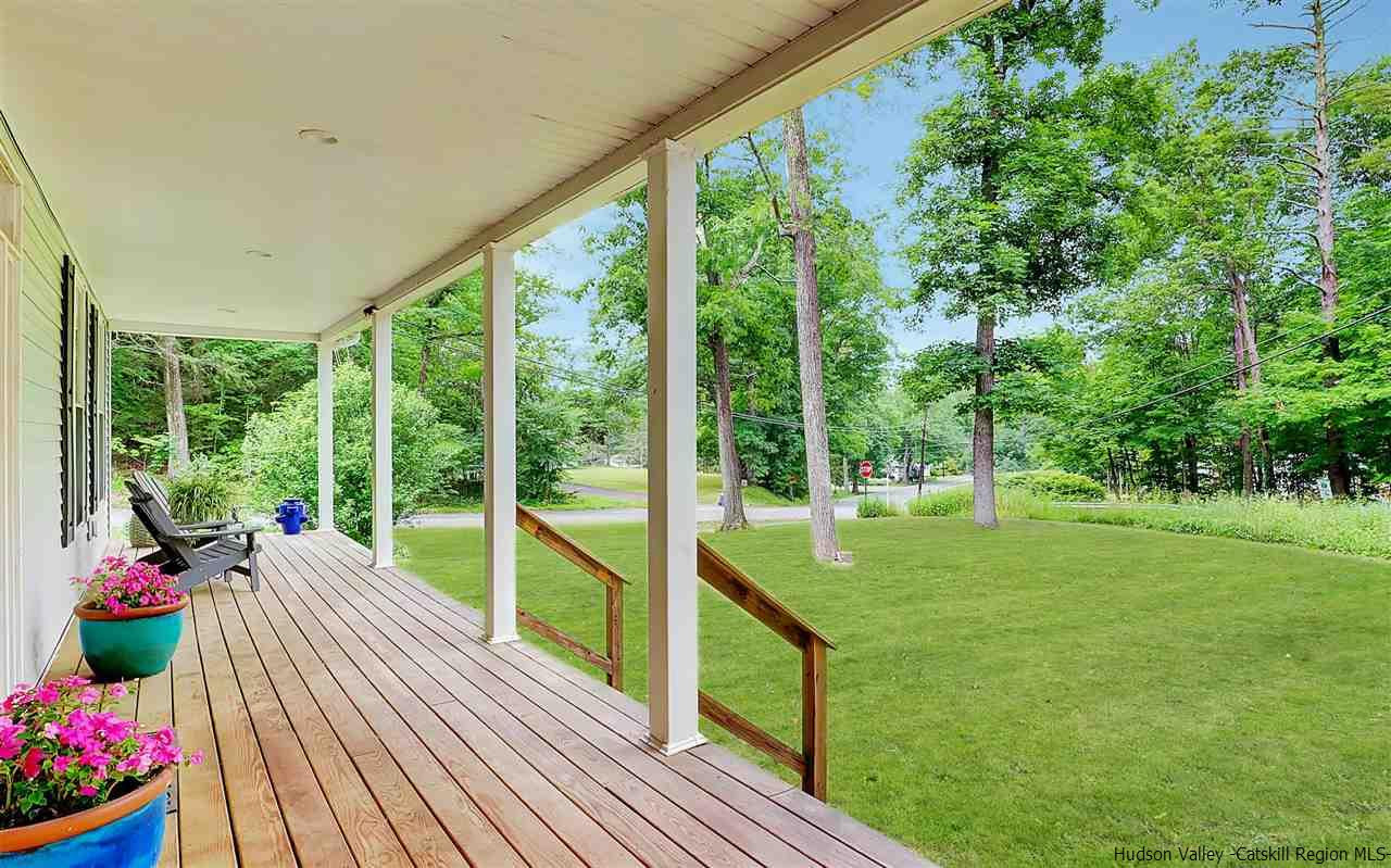 194 Harry Wells Road Saugerties, NY 12477 - Photo 3 of 35 a very nice looking room with a large window