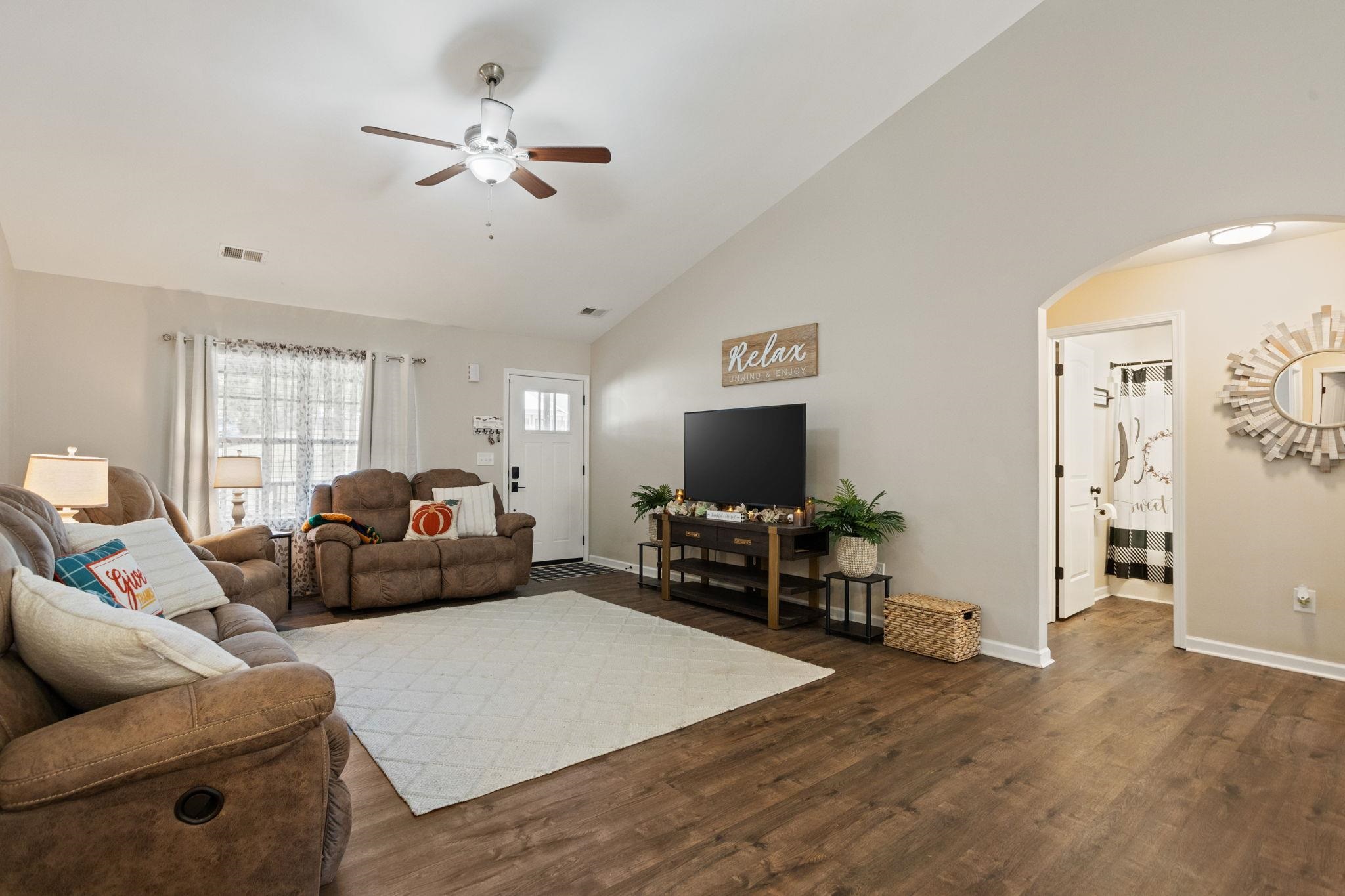 110 Turquoise Drive Laurens, SC 29360 - Photo 5 of 29
